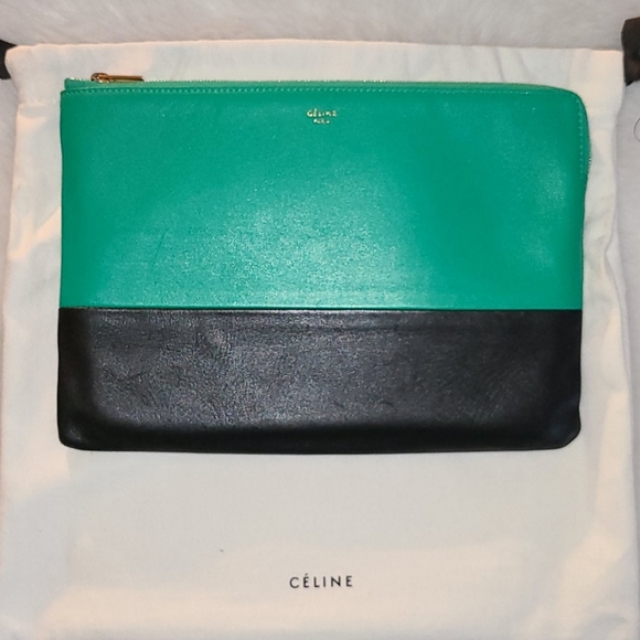Céline Bicolor Solo Pouch - Picture 1 of 4